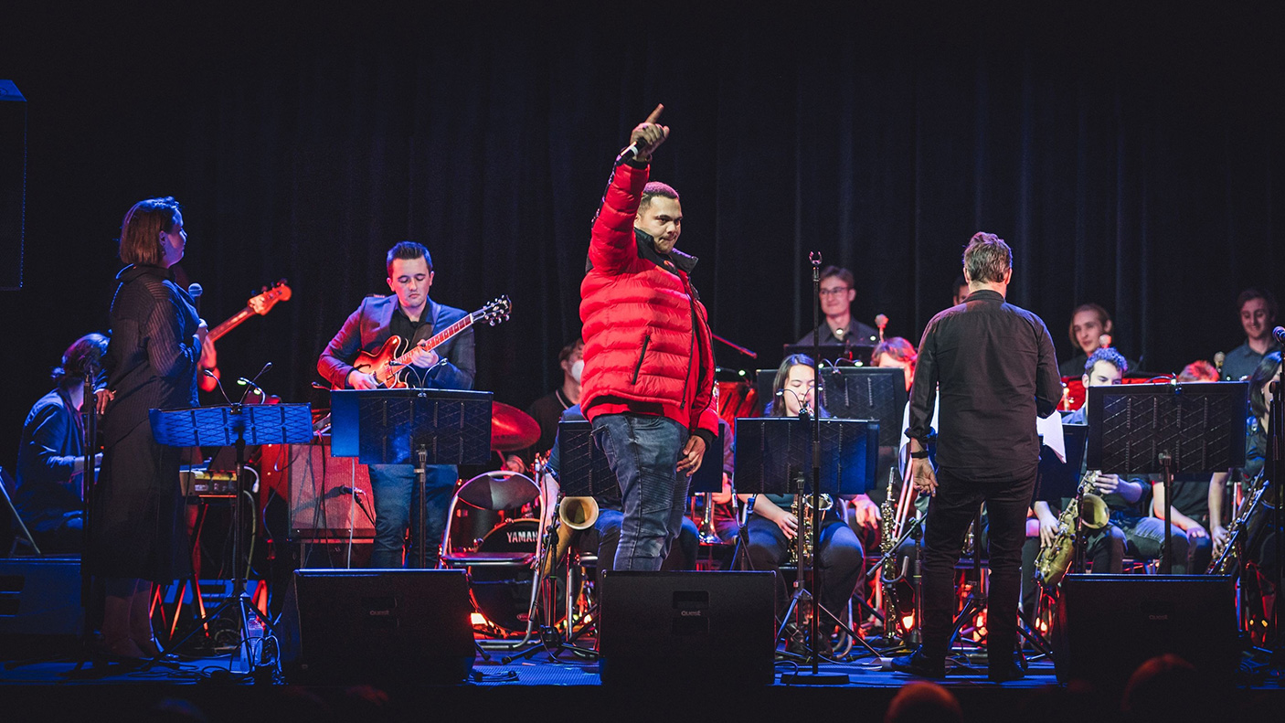 A scene from the performance Be-Bop to Hip-Hop by WAYJO and Zero Emcee