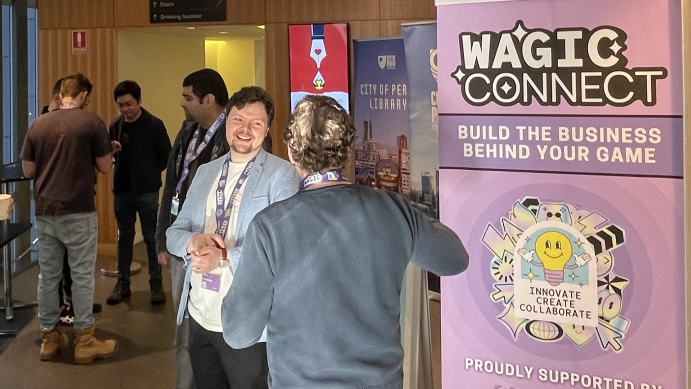 People in discussion at a industry networking event.